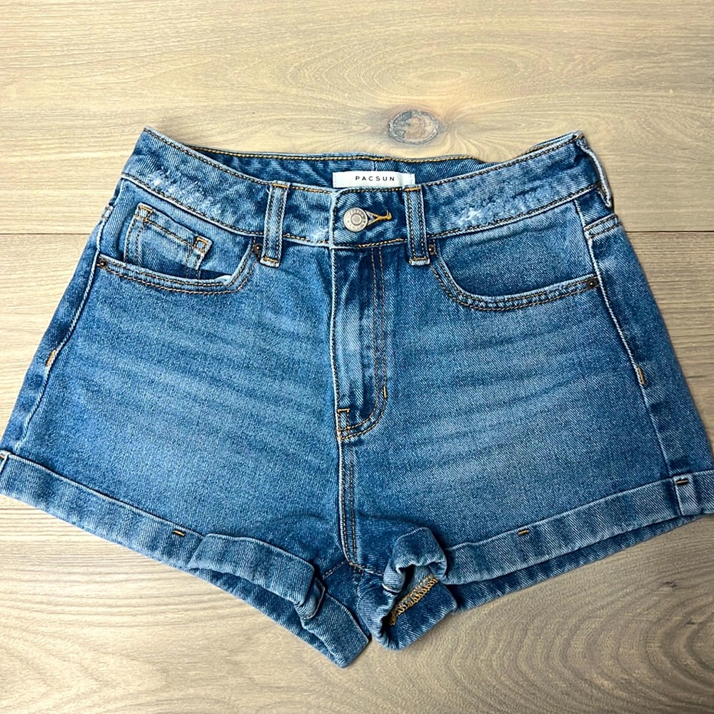 PacSun Denim - Mom Short